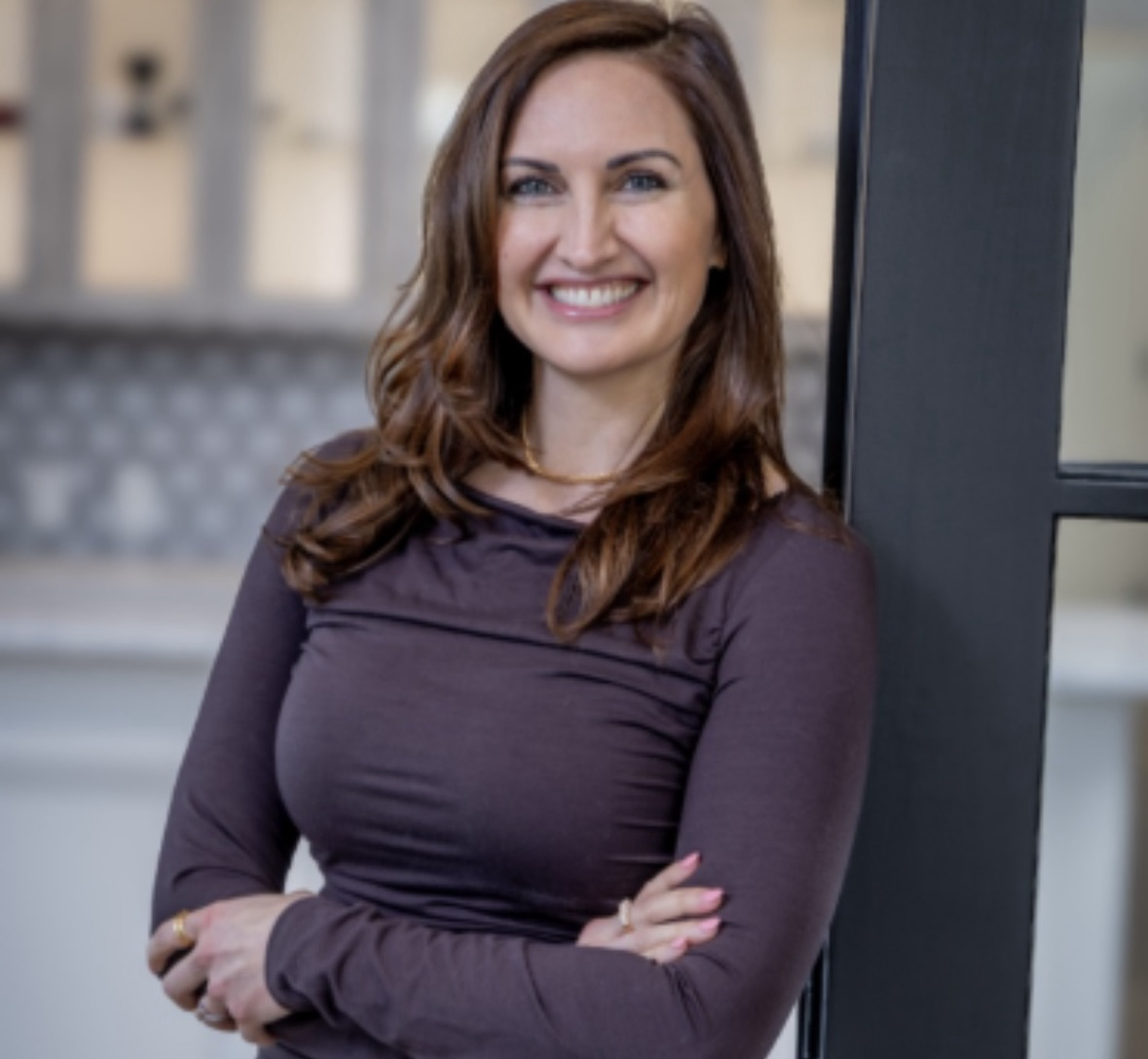 kristi hawley headshot